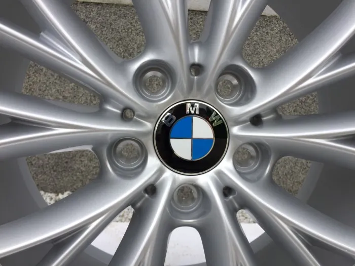 Zdjęcie BMW Style 150: Eleganckie felgi aluminiowe do Twojego auta
