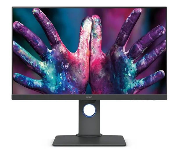 Zdjęcie BenQ 2700: Profesjonalny monitor czy kinowy projektor 4K?