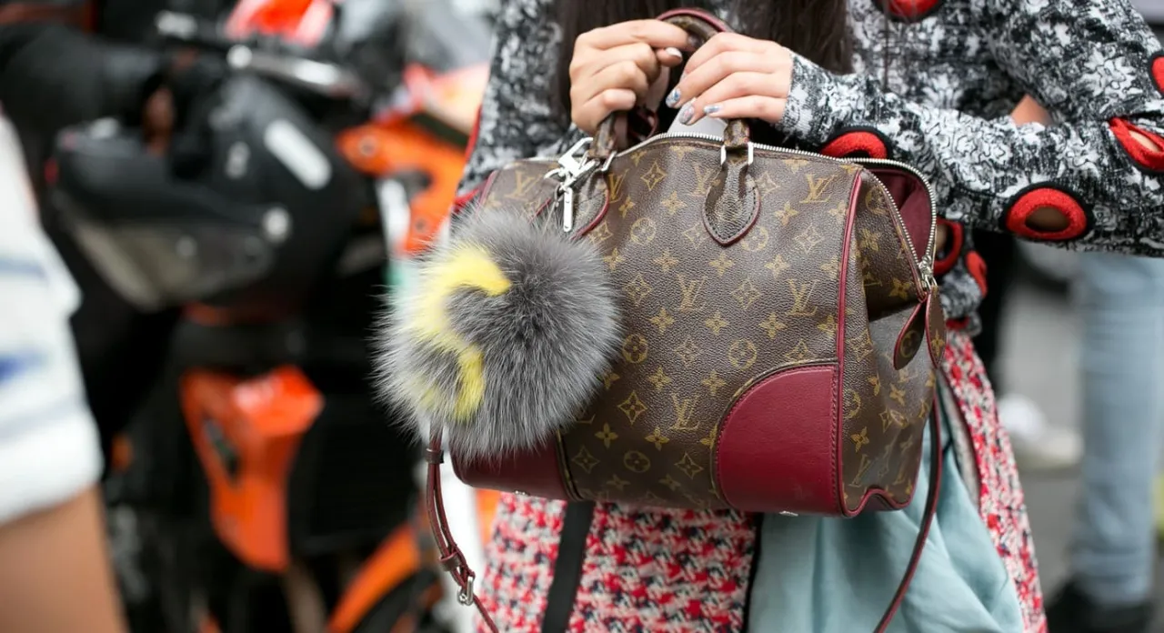 Zdjęcie Gdzie kupić torebkę Louis Vuitton i uniknąć fałszywych ofert