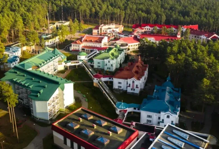 Zdjęcie Jak napisać rezygnację z sanatorium do NFZ i uniknąć problemów