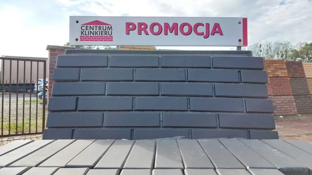 Zdjęcie Ile kosztuje cegła klinkierowa na komin? Sprawdź ceny i oferty