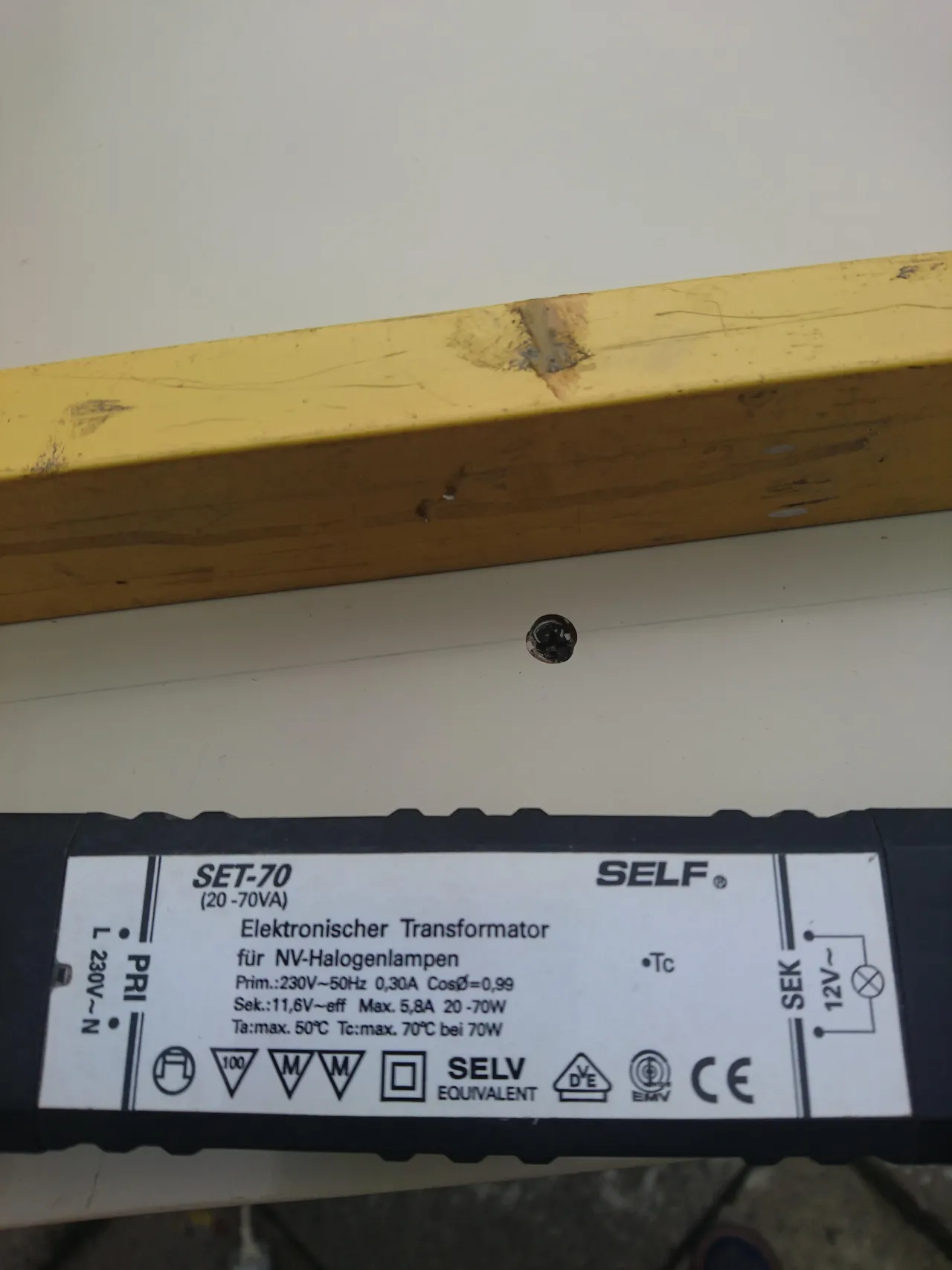 Zdjęcie Jaki drut do cięcia styropianu? Wybierz najlepszy materiał i średnicę