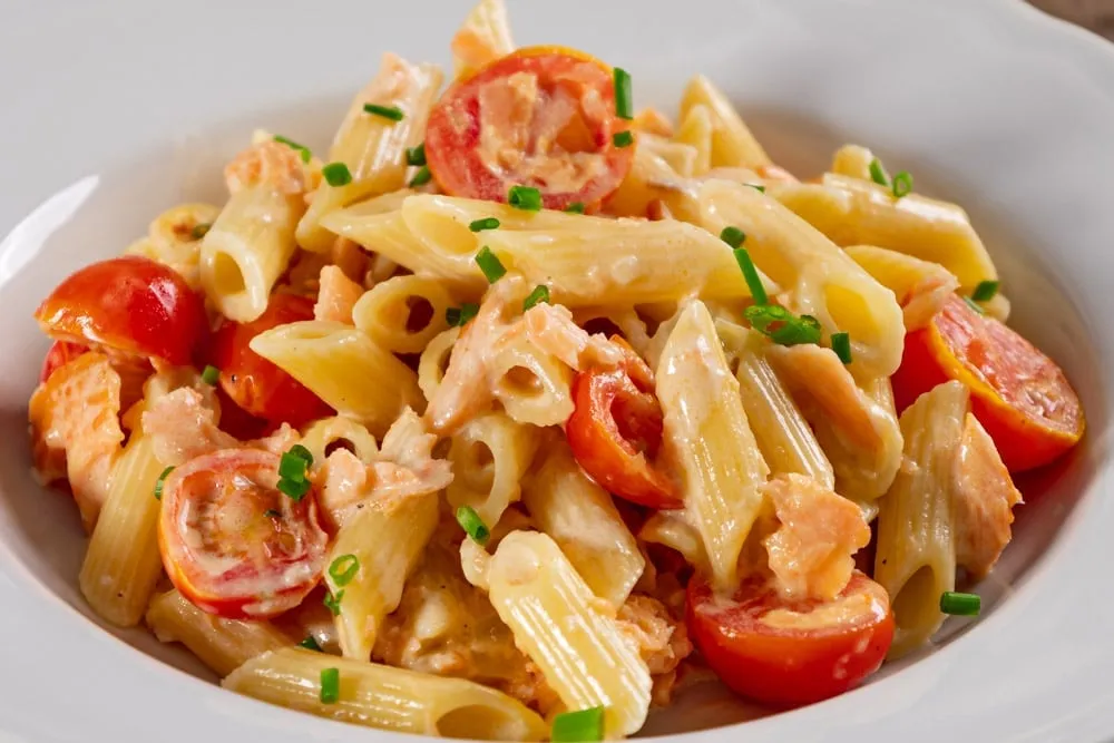 Zdjęcie Penne salmone - prosta receptura na wyjątkowe danie z łososiem
