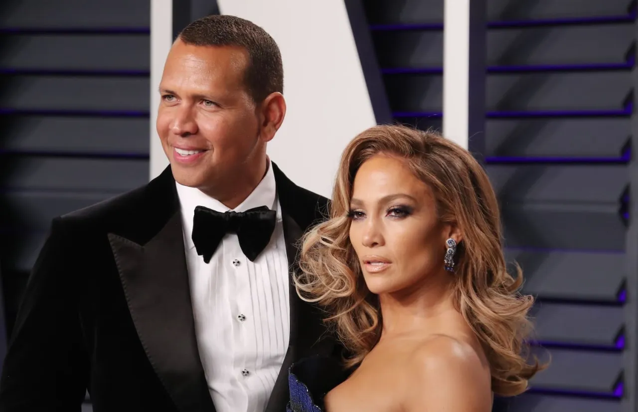 Zdjęcie Z kim jest Jennifer Lopez? Odkryj jej zawirowania miłosne