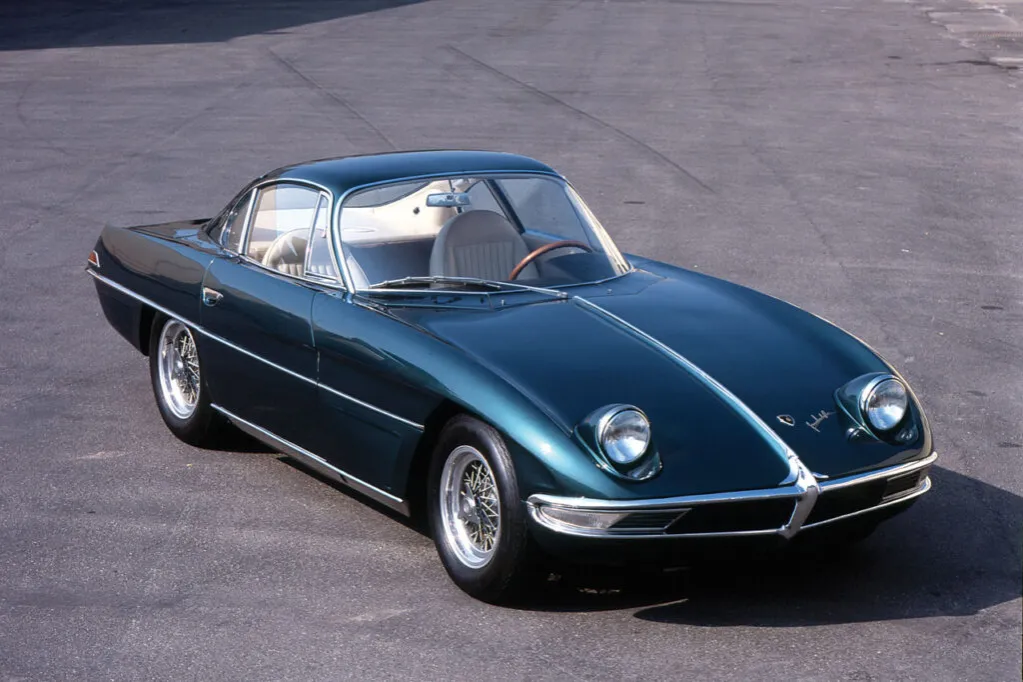 Zdjęcie Jak powstało Lamborghini - kontrowersje i historia za marką