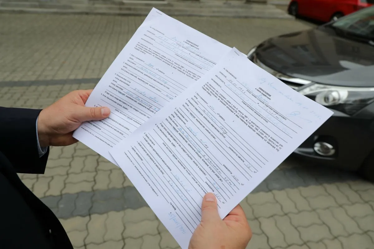 Zdjęcie Jak wypełnić oświadczenie o stanie majątkowym policjanta bez błędów