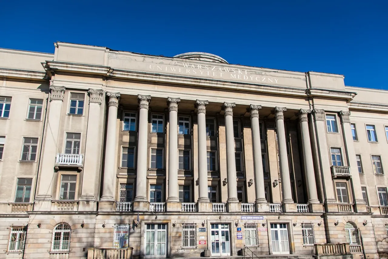 Zdjęcie Warszawski Uniwersytet Medyczny zdjęcia – odkryj niezwykłe chwile uczelni