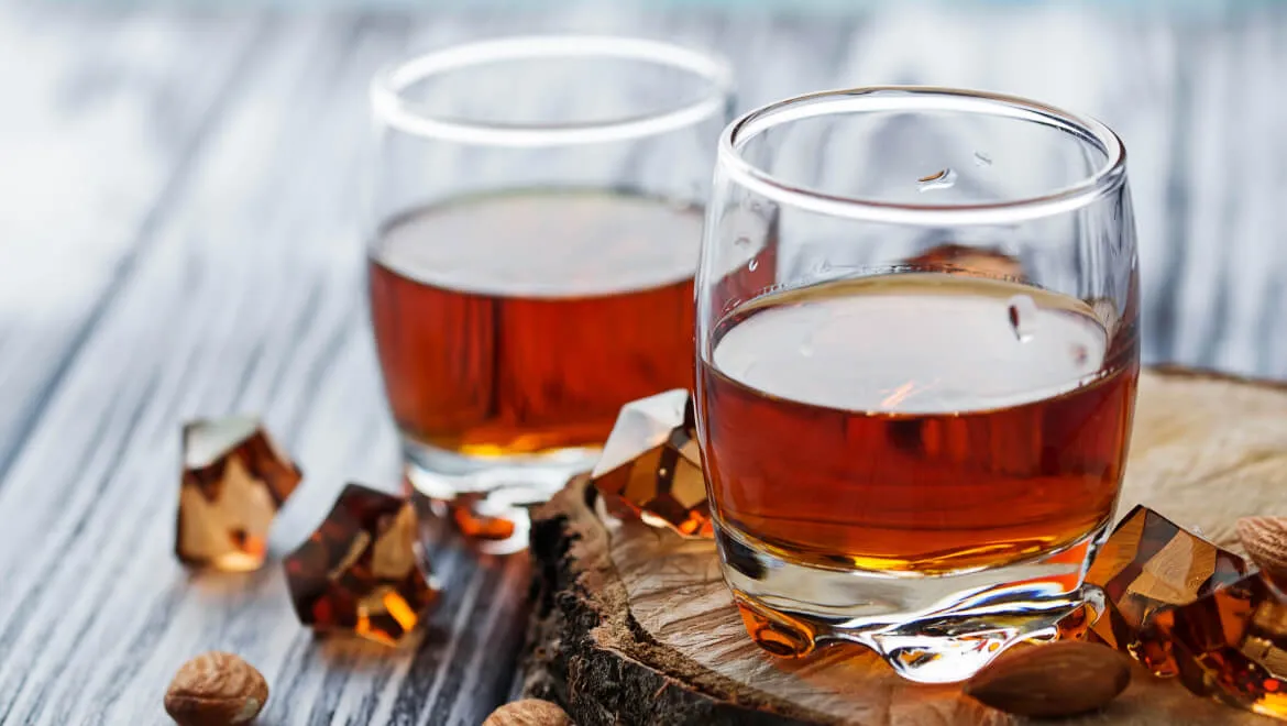 Zdjęcie Czym można zastąpić likier amaretto w tiramisu, by nie stracić smaku?