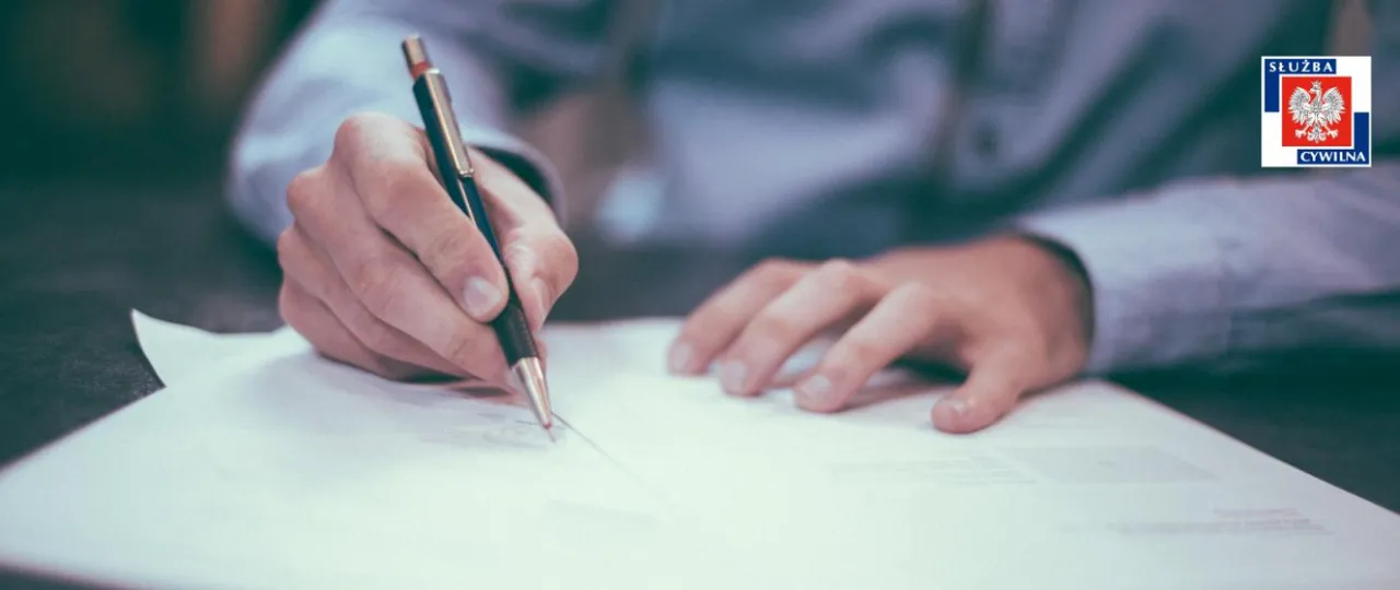Zdjęcie Kto jest szefem służby cywilnej? Oto zaskakujące fakty o liderze