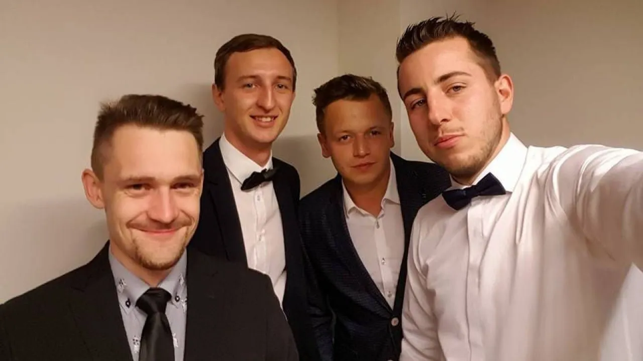 Zdjęcie Kabaret Malina skład – Zaskakujące fakty o członkach i ich rolach