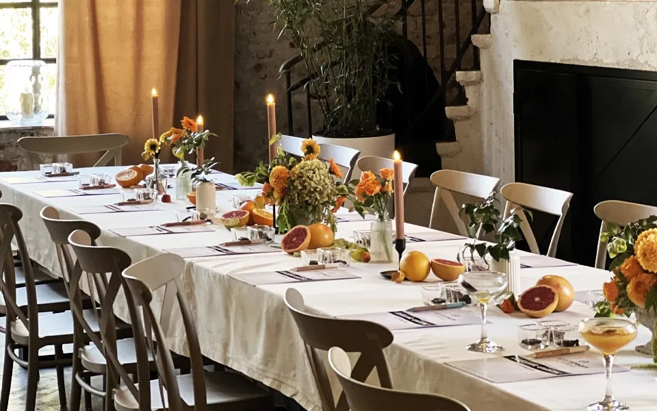 Zdjęcie Jak udekorować stół na przyjęcie gości, aby zaskoczyć wszystkich