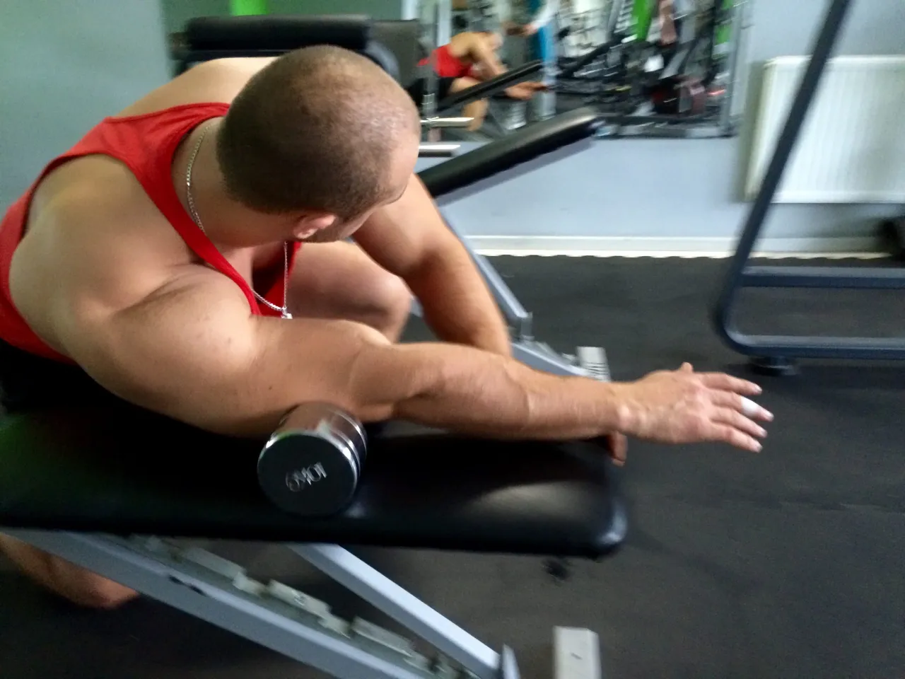 Zdjęcie Łokieć tenisisty: Skuteczne ćwiczenia na ulgę i powr&oacute;t do sprawności