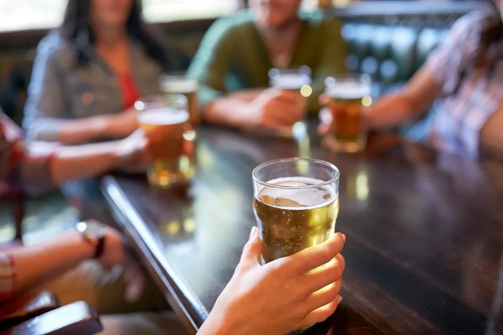 Zdjęcie Ile czasu trzyma piwo w organizmie? Poznaj kluczowe fakty o alkoholu