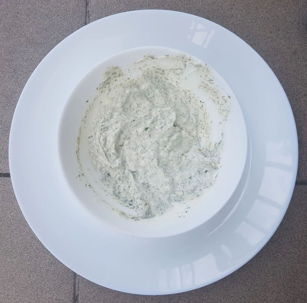 Zdjęcie Jak zrobić przyprawę fromage - prosty przepis na domową mieszankę ziół