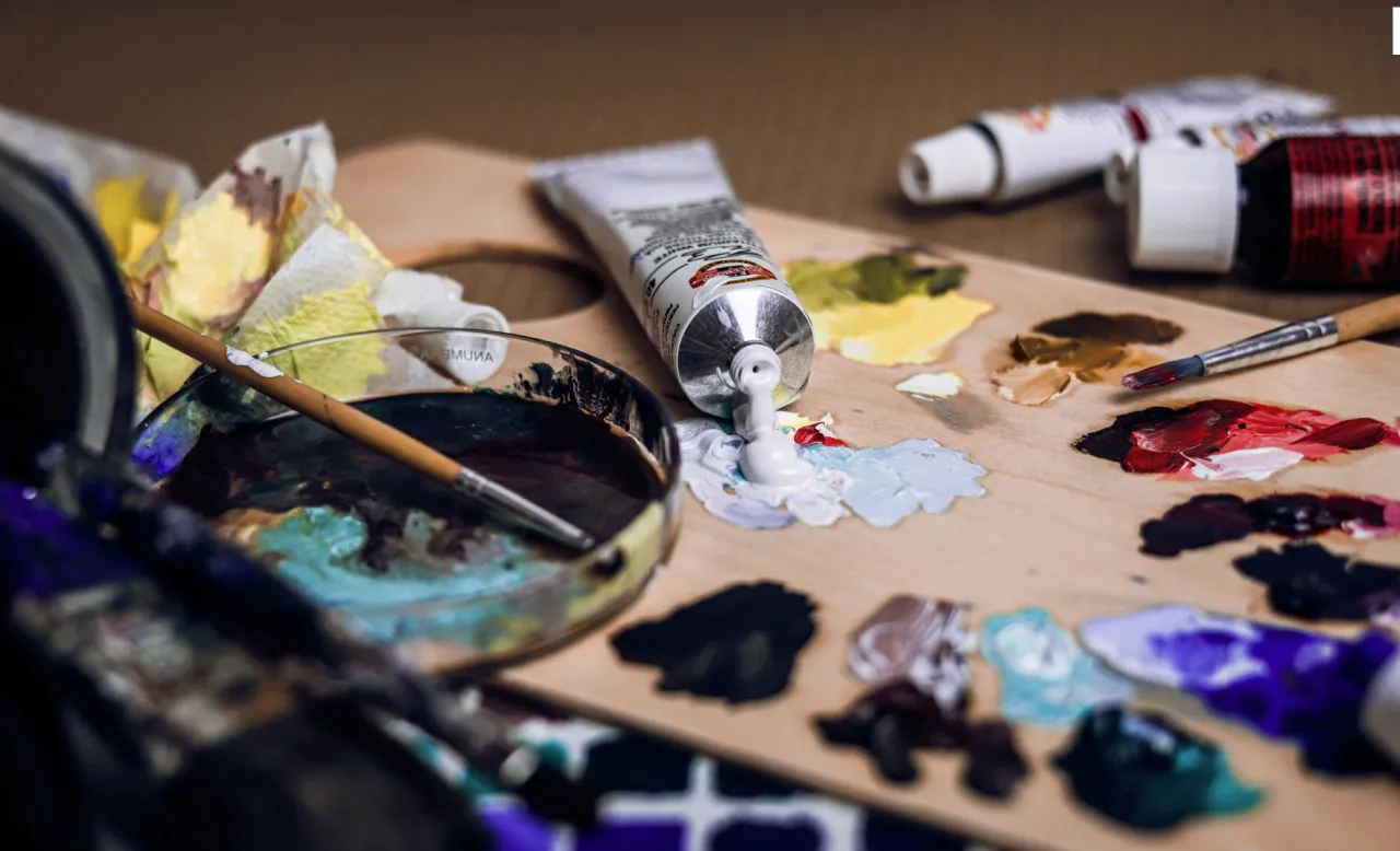 Zdjęcie Farby olejne: Jak malować? Kompletny przewodnik krok po kroku