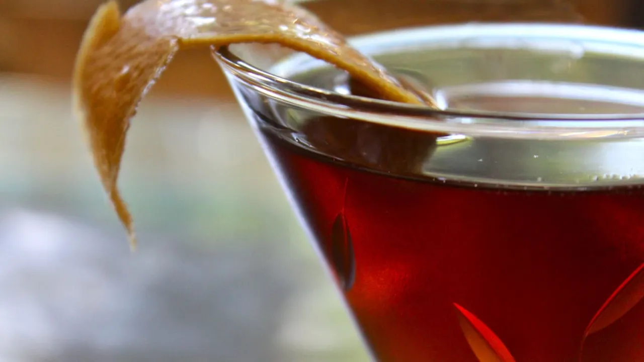 Zdjęcie Rob Roy drink – przepis, wariacje i ciekawostki o koktajlu