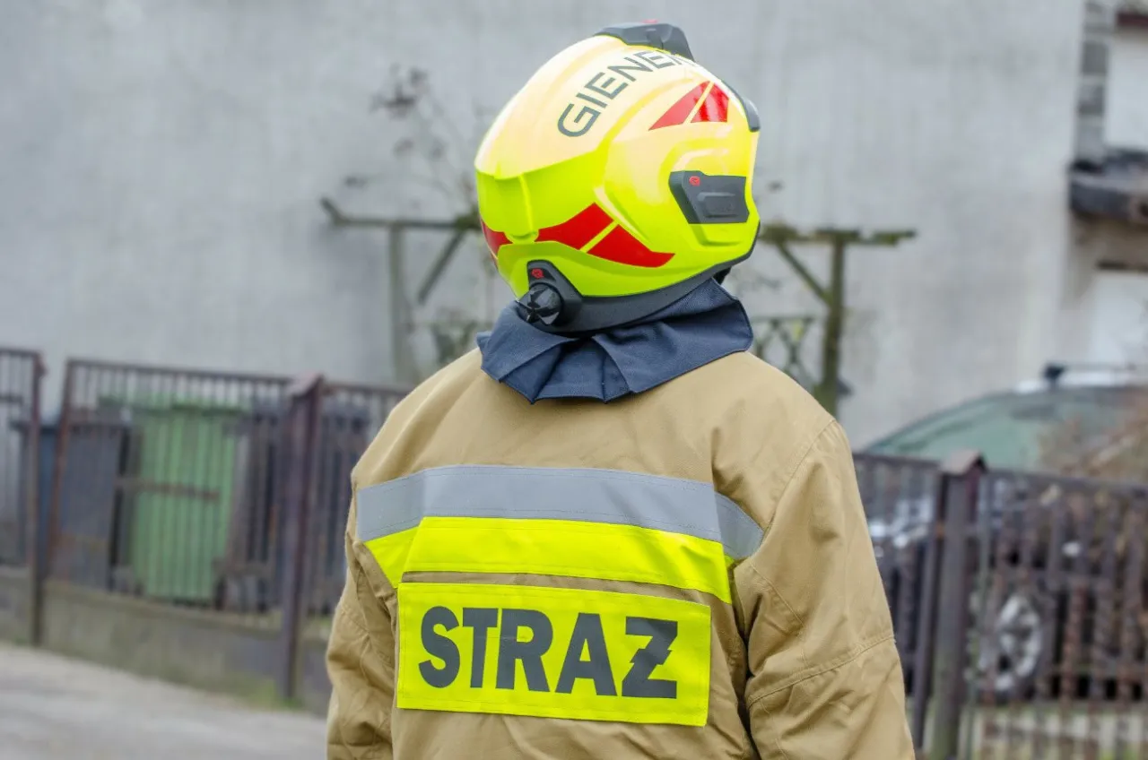 Zdjęcie Ile zarabia komendant straży pożarnej? Zaskakujące fakty o wynagrodzeniu