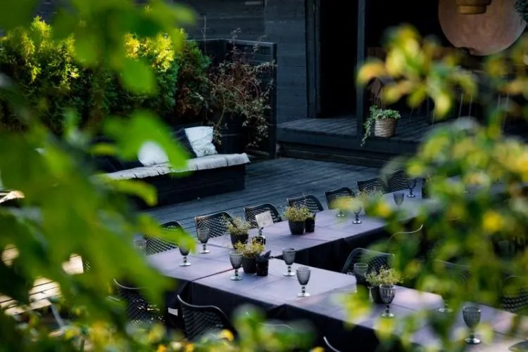 Zdjęcie Gdzie zjeść w Rydze? Odkryj najlepsze restauracje i potrawy