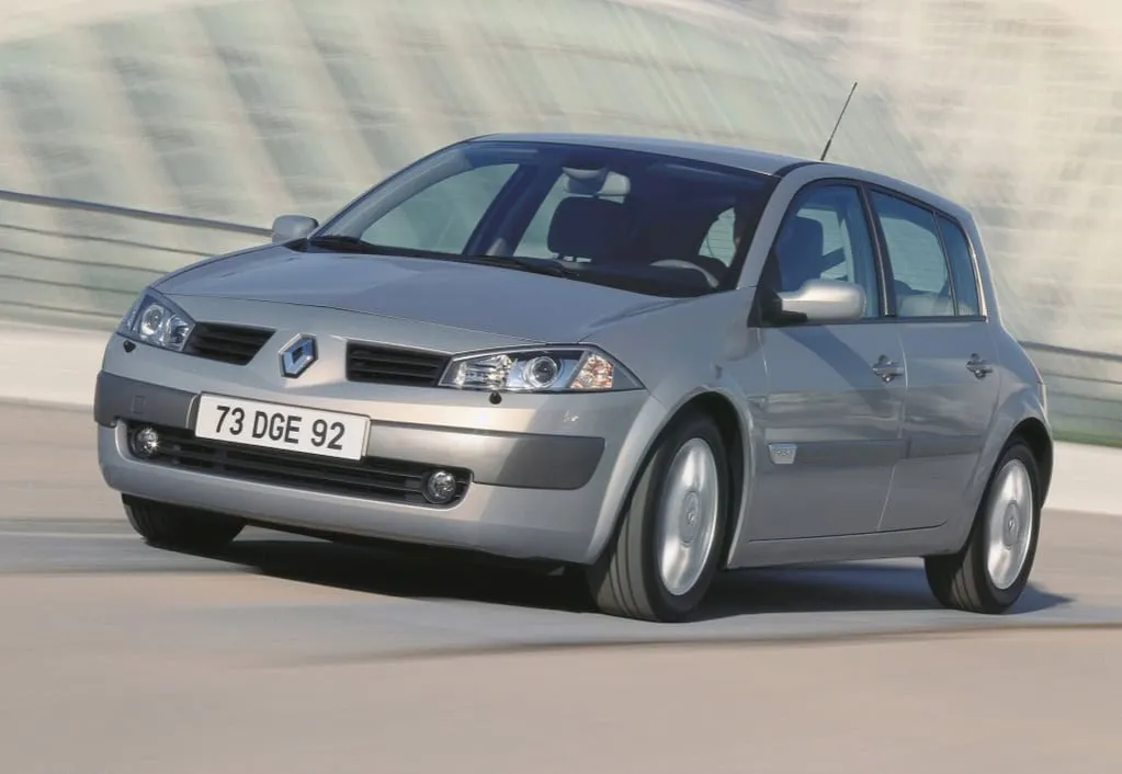 Zdjęcie Renault Megane 2 jaki silnik wybrać: uniknij kosztownych błędów
