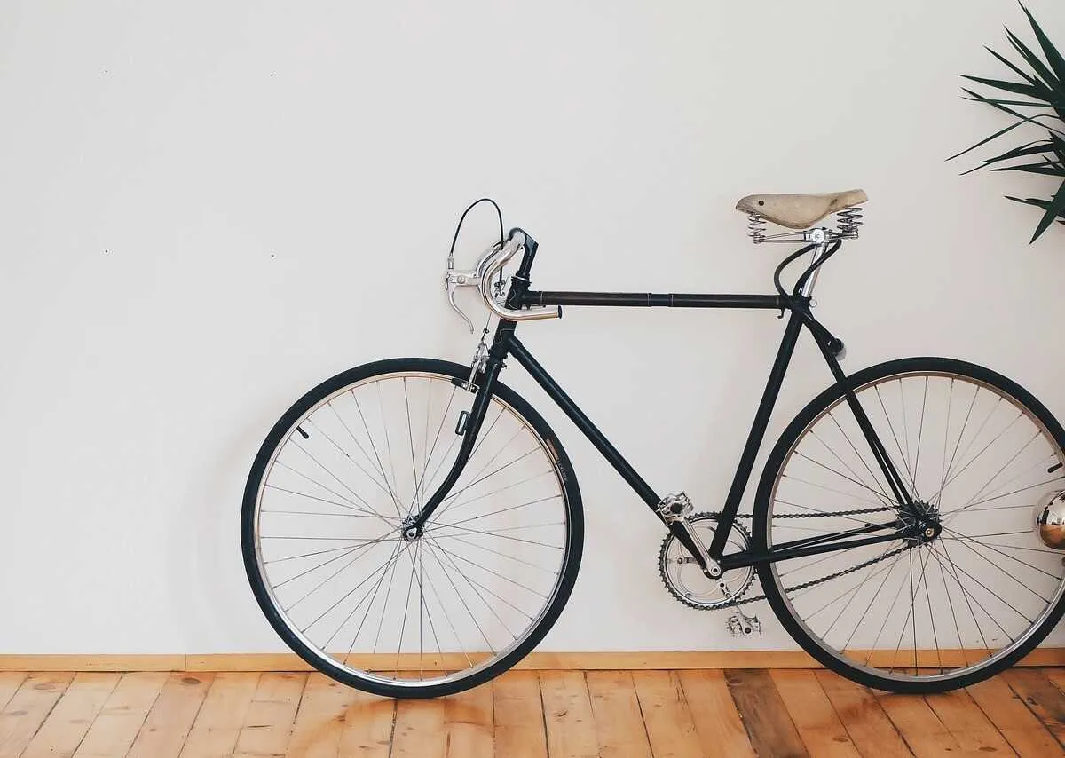 Zdjęcie Co oznacza sen o rowerze? Odkryj jego głębokie znaczenie emocjonalne