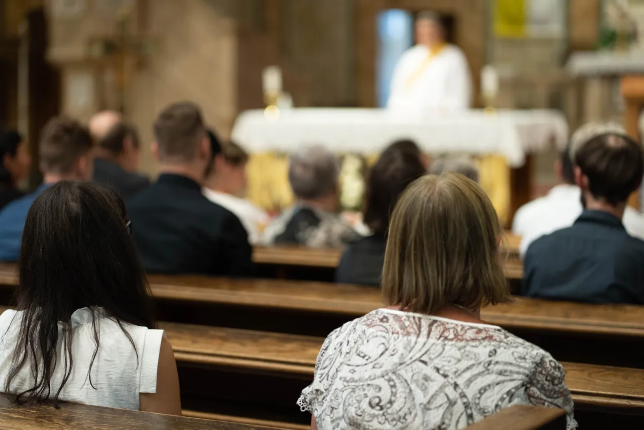 Zdjęcie Czy 3 maja trzeba iść do kościoła? Prawda o obowiązku uczestnictwa