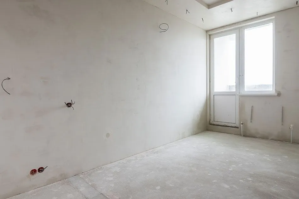 Zdjęcie Czy kłaść gładź na tynk maszynowy? Poznaj ważne zalety i wady