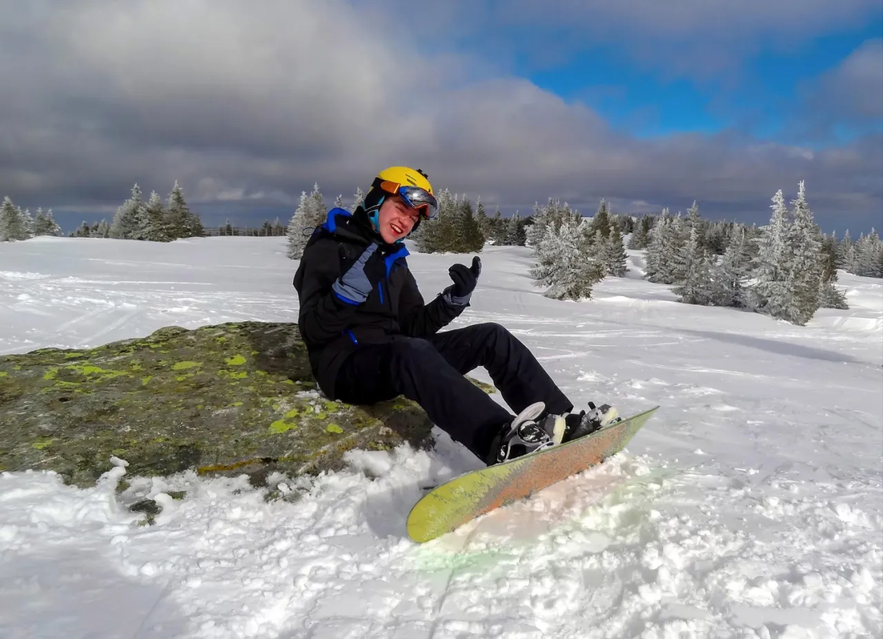 Zdjęcie Jaki snowboard dla początkujących: wybierz idealną deskę bez błędów