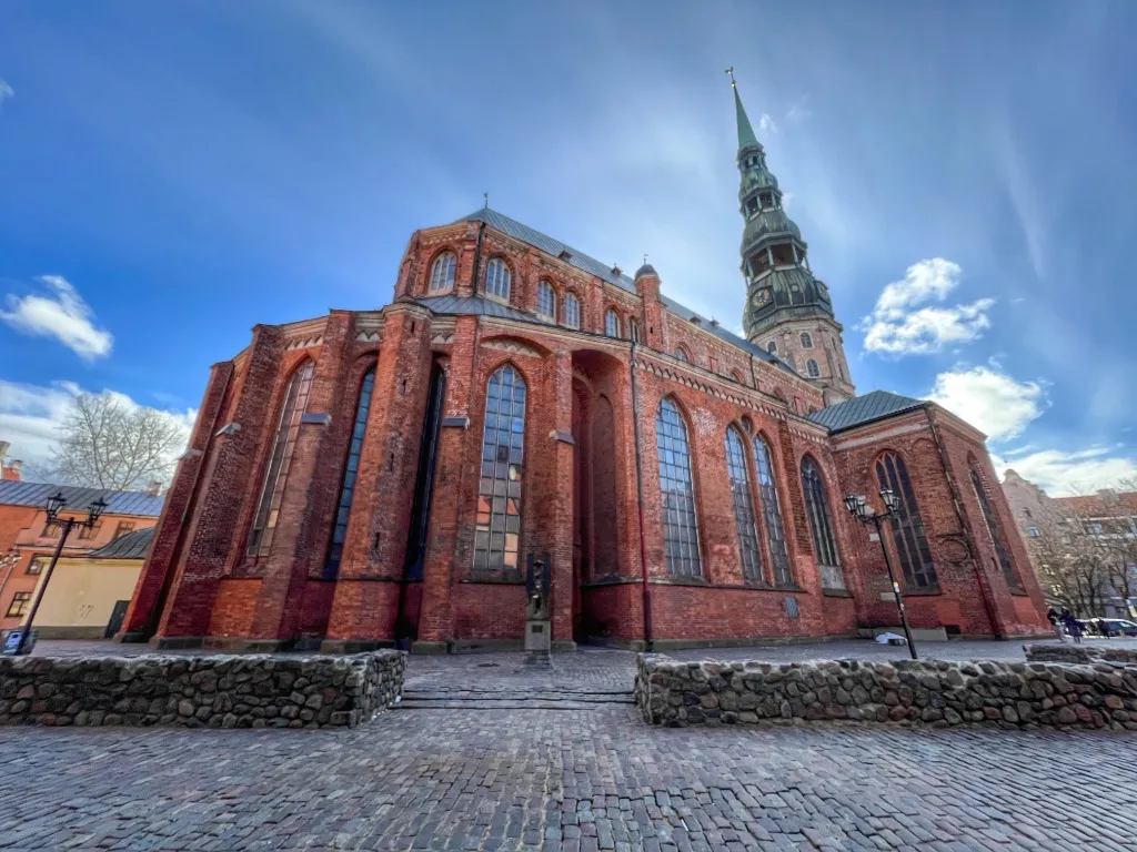 Zdjęcie Czy w Rydze jest bezpiecznie? Odkryj zagrożenia i porady dla turystów