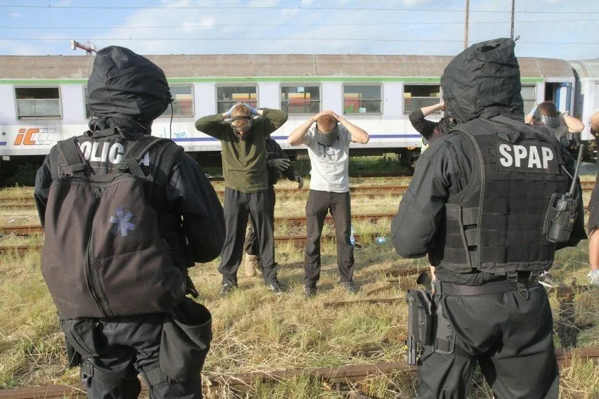 Zdjęcie Ile zarabia antyterrorysta w Polsce? Sprawdź, co musisz wiedzieć