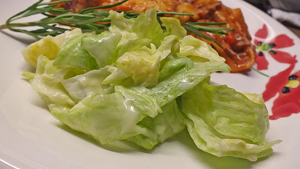 Zdjęcie Leckere Rezepte für Eisbergsalat: Vielfältige Zubereitungsideen
