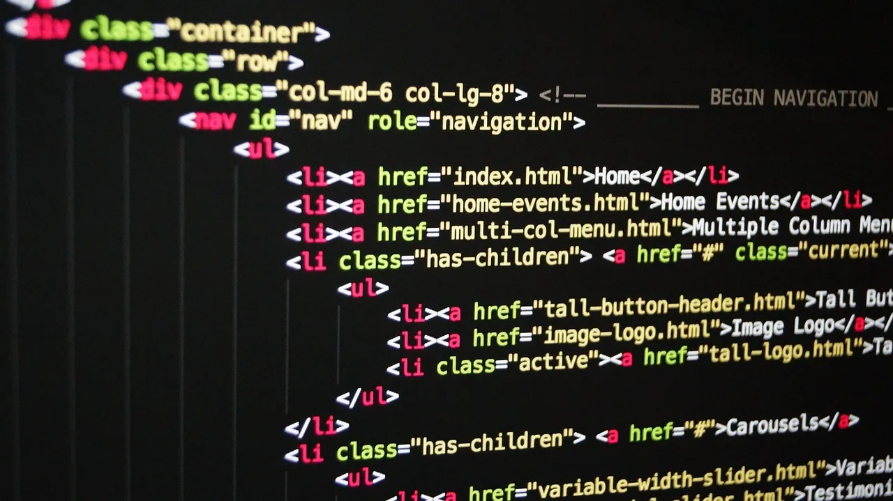 Zdjęcie Jak stworzyć swoją stronę internetową HTML krok po kroku bez błędów