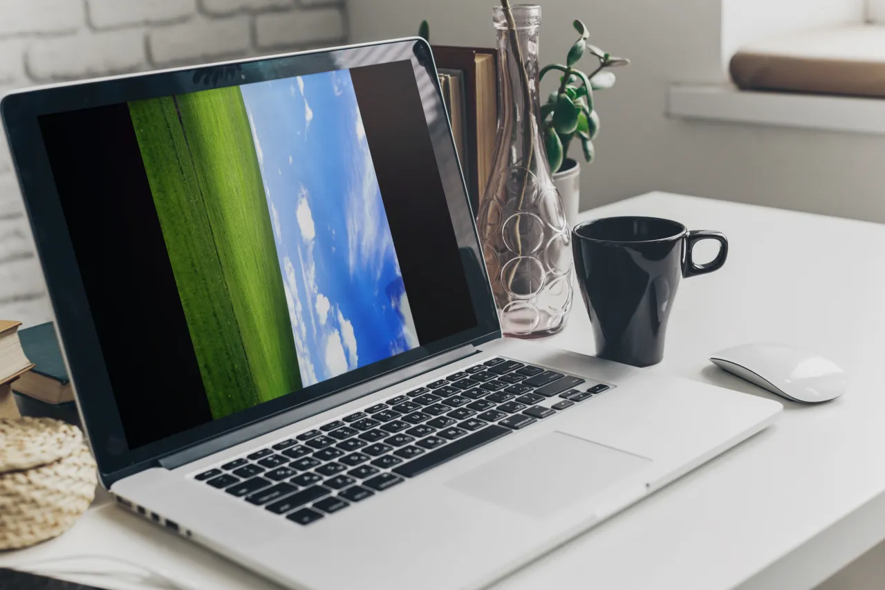 Zdjęcie Jak łatwo obrócić obraz na monitorze? Proste kroki dla Windows i macOS