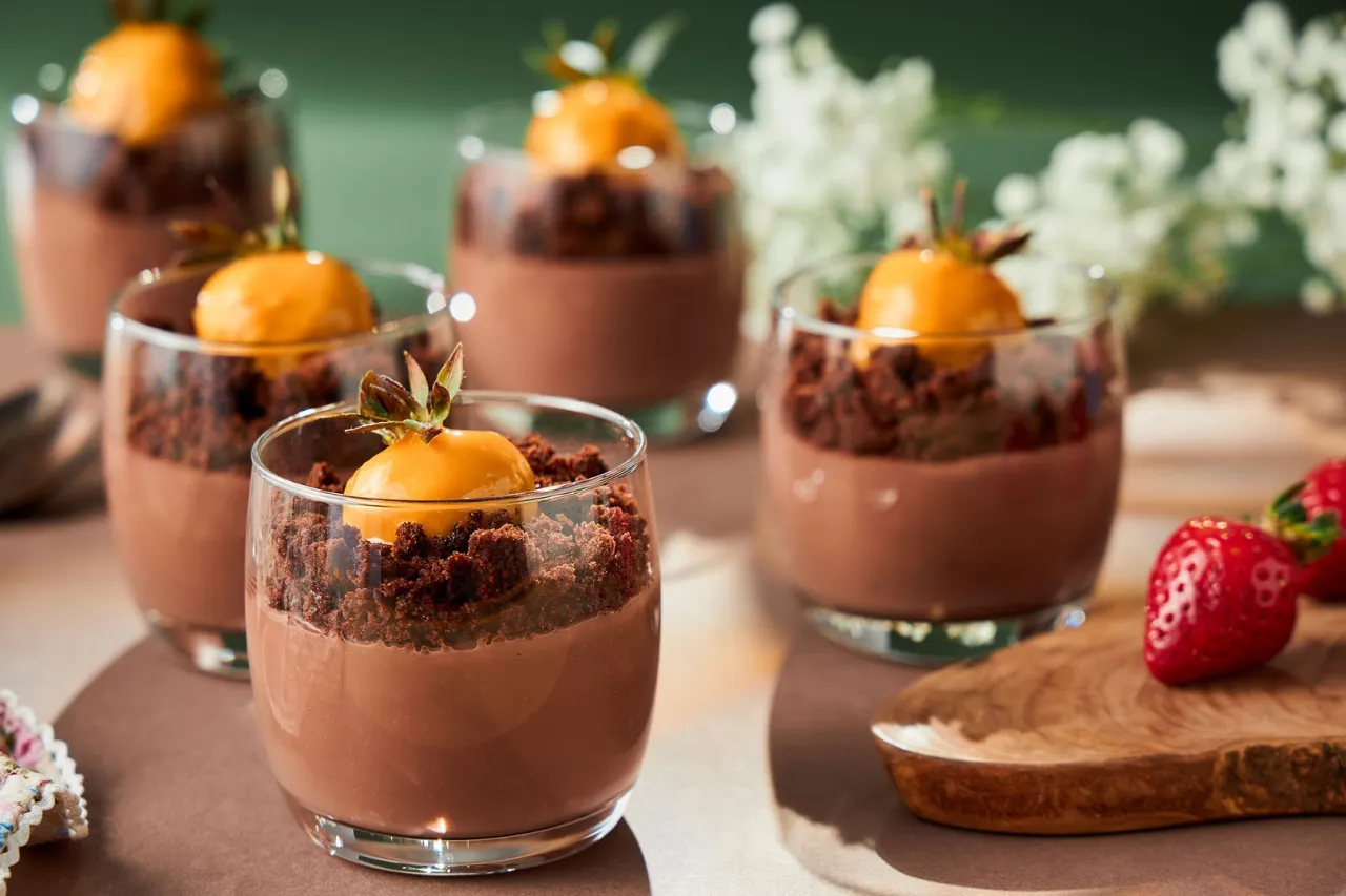Zdjęcie Co to jest pudding? Odkryj różnice i smaki tego deseru