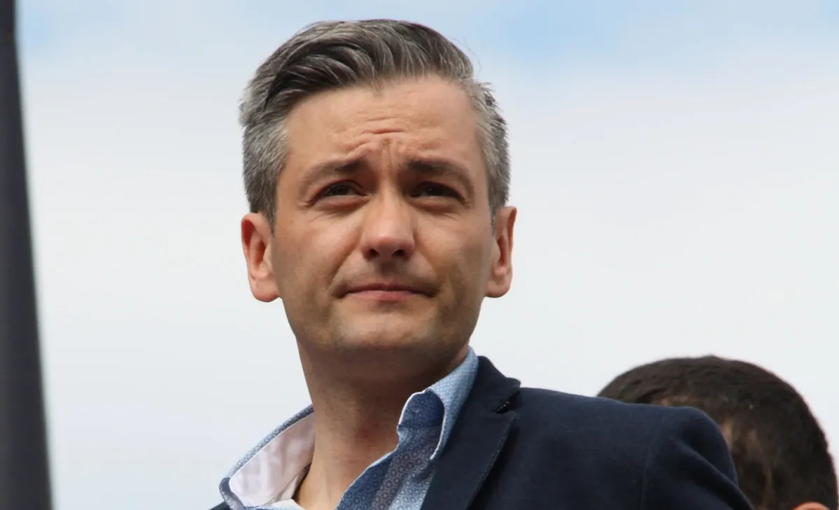 Zdjęcie Robert Biedroń jaka partia? Poznaj lidera Nowej Lewicy i jej wartości