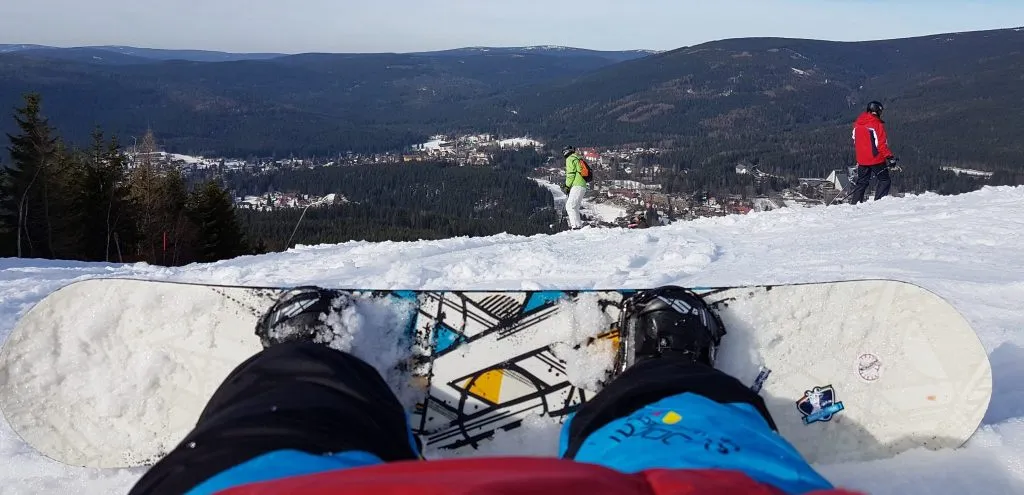 Zdjęcie Ile kosztuje wypożyczenie snowboardu w Zakopanem? Ceny, które zaskakują