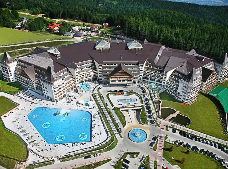 Zdjęcie Ile pokoi ma hotel Gołębiewski w Karpaczu? Zaskakujące szczegóły!