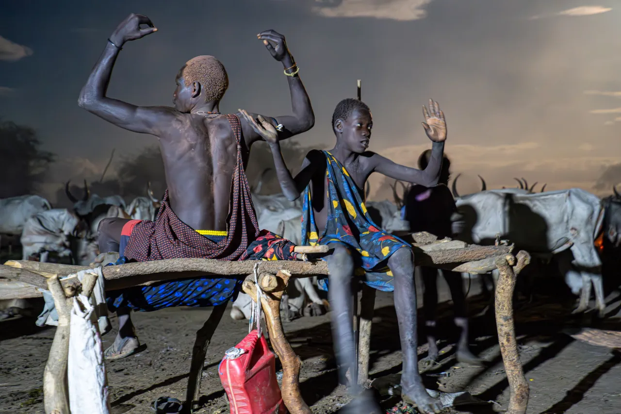 Zdjęcie Plemię dinka: Niezwykłe plemię dinka - obyczaje, tradycje i kultura