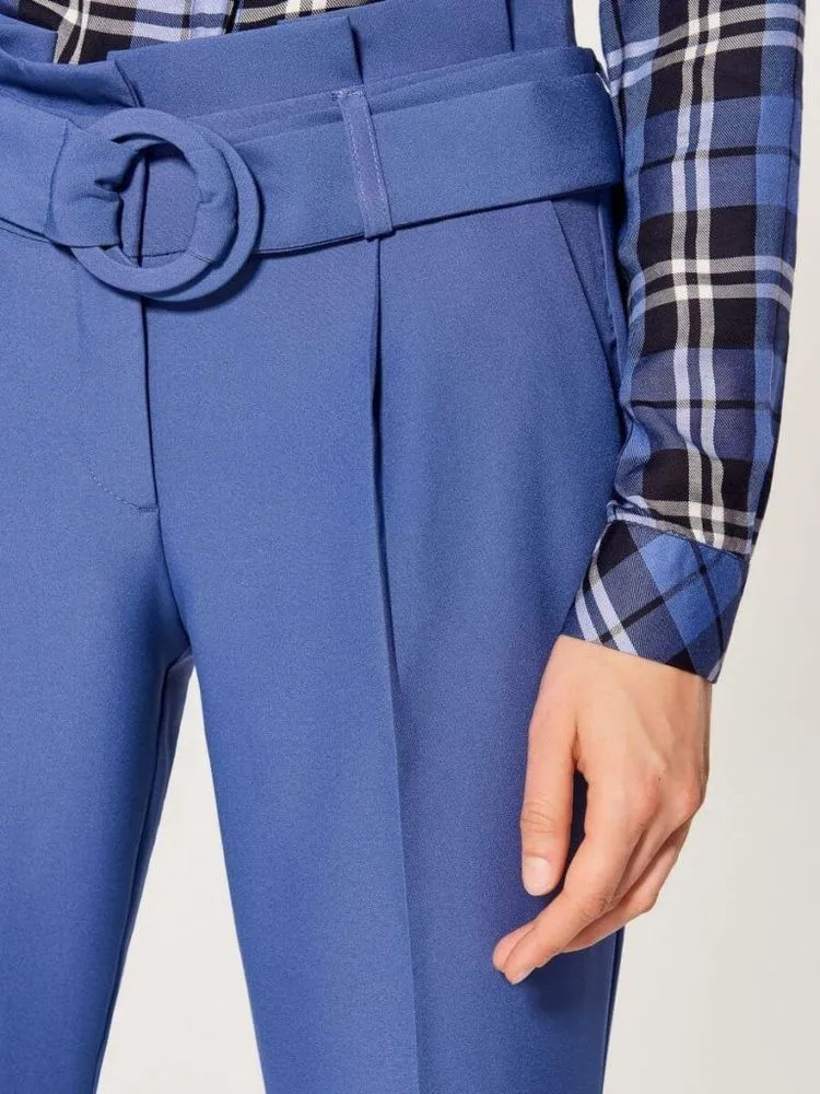 Zdjęcie Jak się ubrać do notariusza? Kompletny poradnik dress code