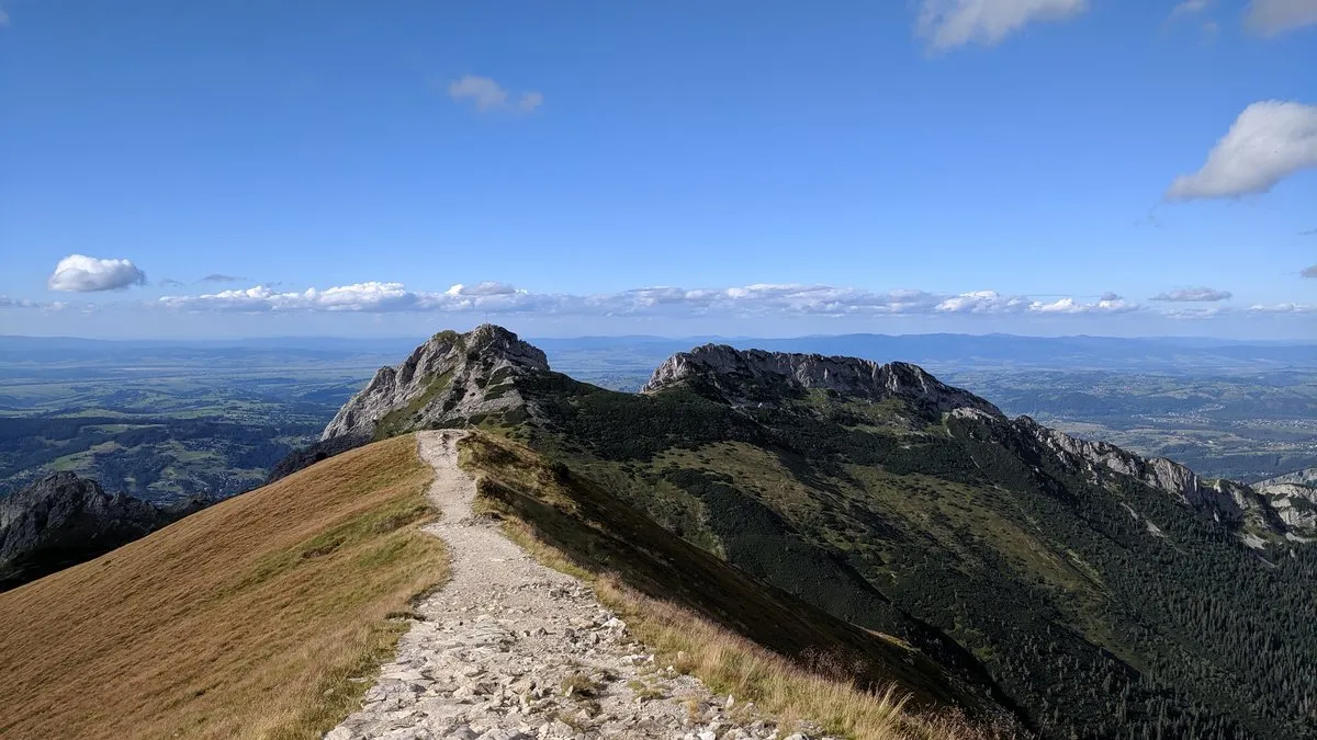 Zdjęcie Kasprowy Wierch czy Giewont – który szczyt wybrać na wędrówkę?