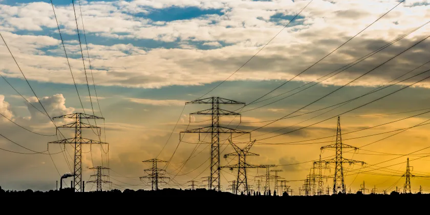 Zdjęcie Od kiedy jest prąd w Polsce? Niezwykła historia elektryczności