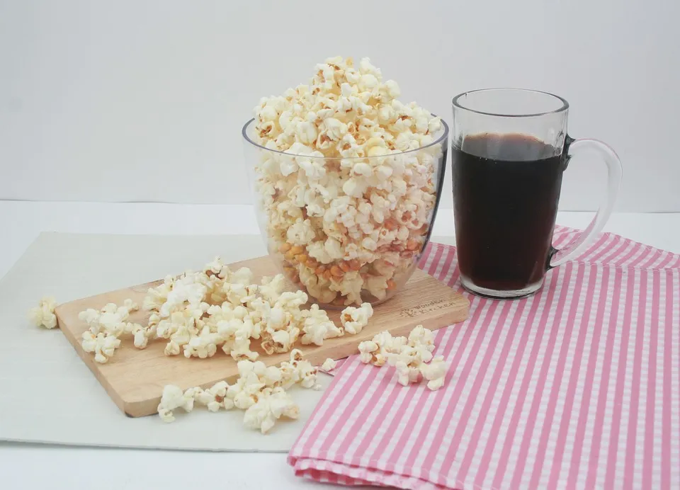 Zdjęcie Czy popcorn ma gluten? Sprawdź, co musisz wiedzieć o ryzyku