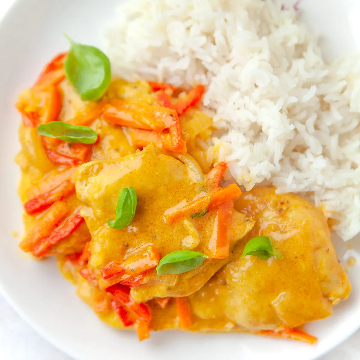 Zdjęcie Jak zrobić kurczaka w curry - prosty przepis, który zachwyci smakami