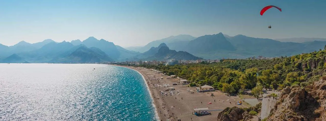 Zdjęcie Ile trwa lot z Poznania do Turcji Antalya: szczegółowy rozkład godzin