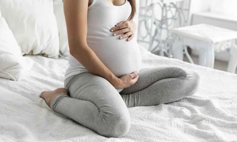 Zdjęcie Jak wywołać poród bezpiecznie? Naturalne i medyczne metody bez ryzyka