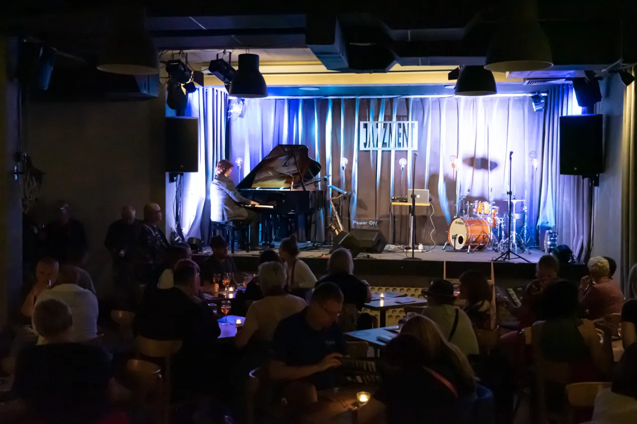 Zdjęcie Klub jazzowy Szczecin - najlepsze miejsca na koncerty jazzowe w mieście