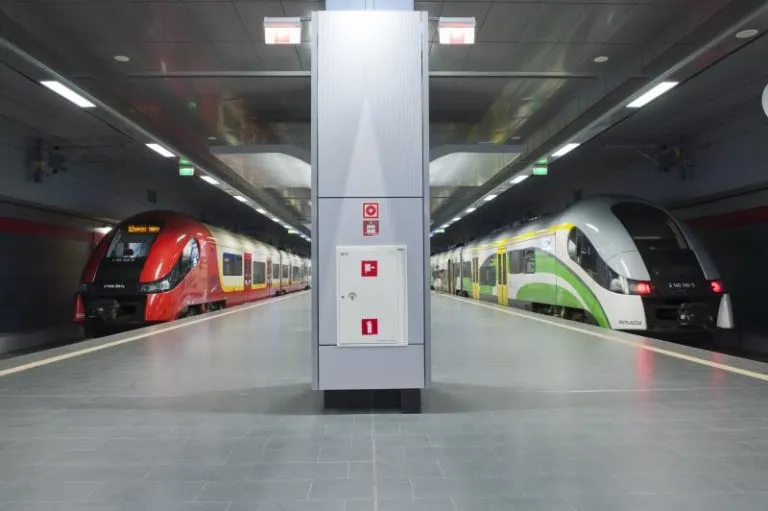 Zdjęcie Jak dojechać na lotnisko w Kaliningradzie? Sprawdzone opcje transportu