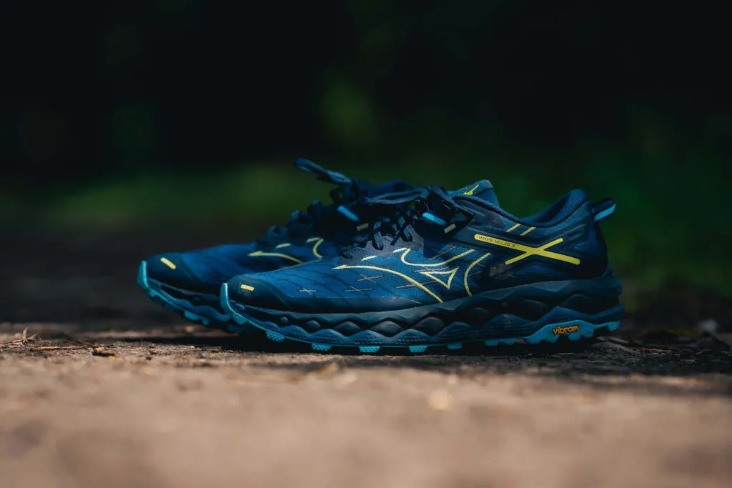 Zdjęcie Mizuno Wave Ultima 10: test butów biegowych dla wymagających biegaczy