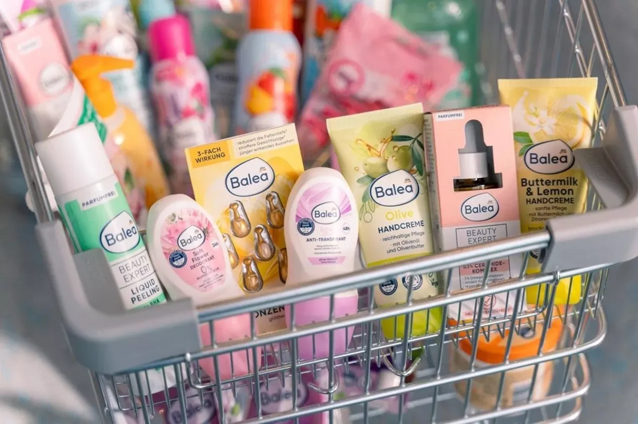 Zdjęcie Co warto kupić w DM? Odkryj najlepsze produkty, które zachwycą