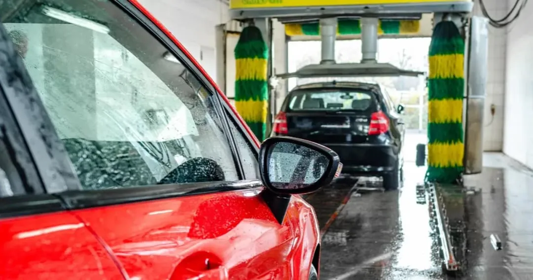 Zdjęcie Jak korzystać z myjni automatycznej Orlen, aby uniknąć problemów