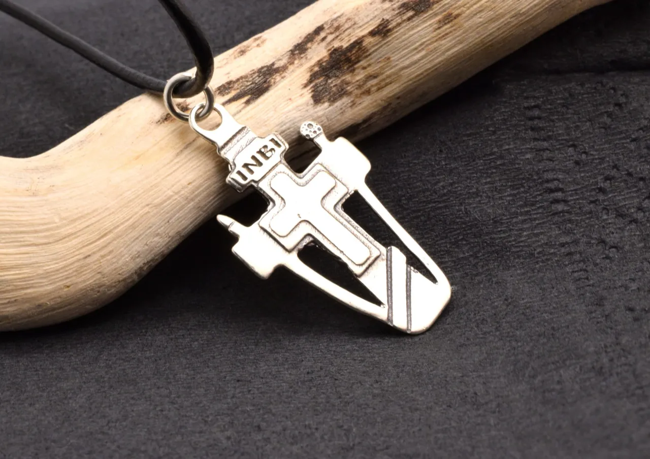 Zdjęcie Krzyż Pasyjny: Symbolika Arma Christi i jej znaczenie